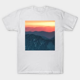 Sunset and The Mountains, Adventure is Calling, Cool Outdoors Art T-Shirt